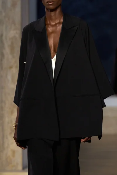 Look 13
